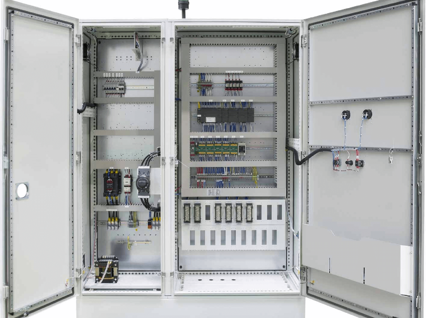 Sistema de control eléctrico de estándar internacional