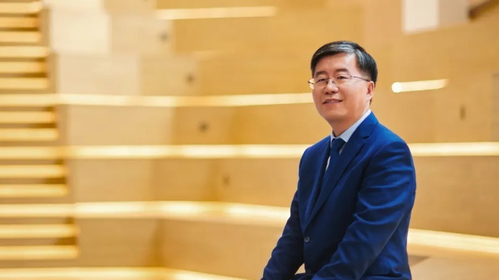 Herr James Zhang: Aufbau unseres globalen Marktnetzwerks mit einem ausführlichen Layout